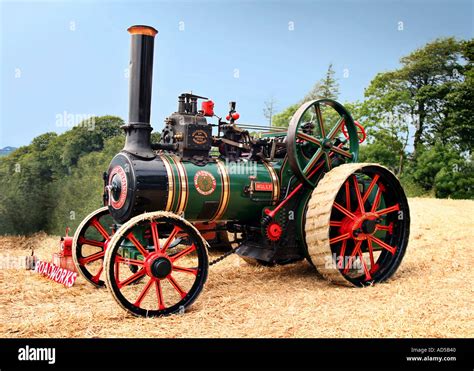 Steam Traction Engine Circa 1900 Stock Photo - Alamy