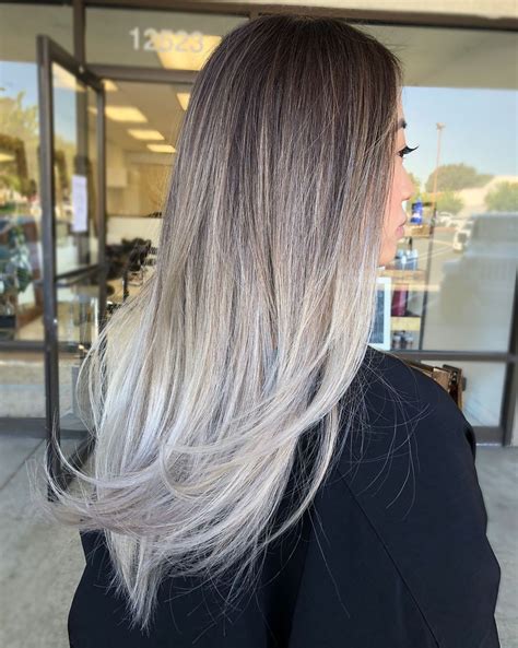 50 Pretty Ideas of Silver Highlights to Try ASAP - Hair Adviser | Grey ombre hair, White ombre ...