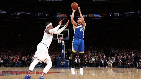 Stephen Curry hits Five Three Pointers to Move into 10th All Time in ...
