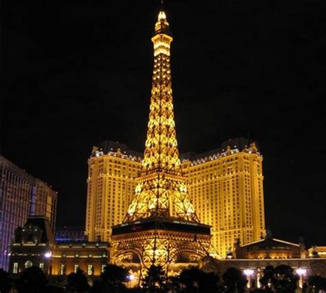 History of the Eiffel Tower | History of Things
