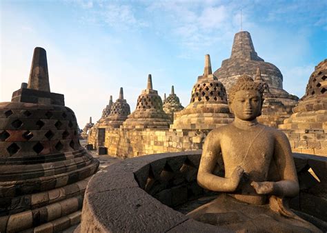 Indonesia - Lighthouse to the World | Borobudur, Borobudur temple ...