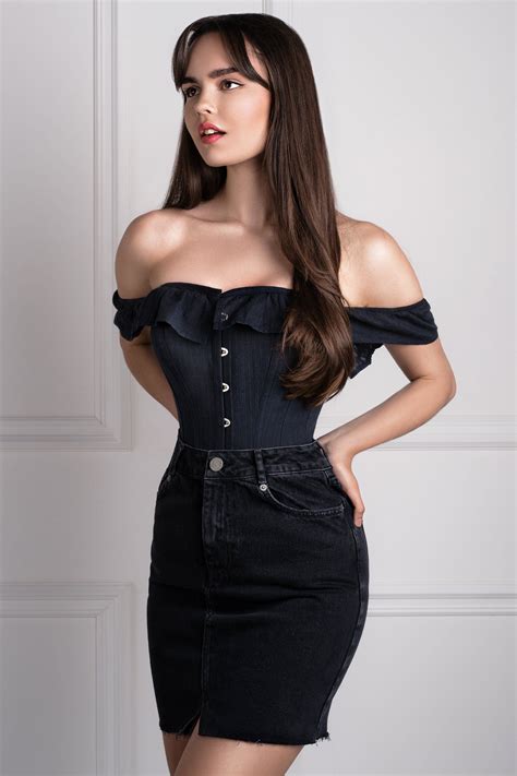 Black Cotton Straight Bustline Corset Top With Off The Shoulder Sleeves | Corset top, Cotton ...