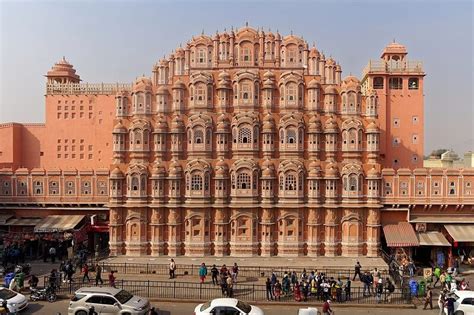 Top 10 Facts About The Hawa Mahal, Jaipur - Tusk Travel Blog