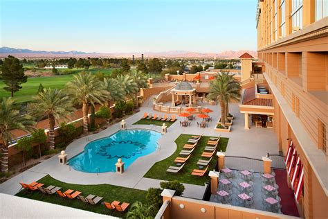 Hotel Freestyle Swimming Pool in Las Vegas - Suncoast | Suncoast Hotel ...