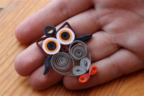 Quilling Owl ^^ by LesOmbresss on deviantART ... adorable ... doesn't look too complicated ...