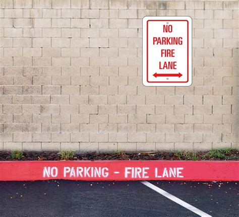 Bannerbuzz No Parking Fire Lane Signs