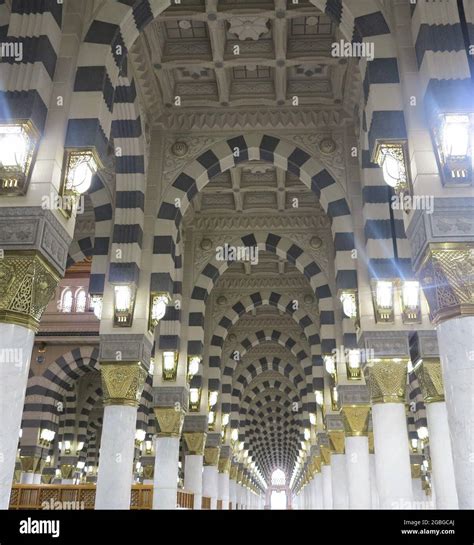 Arch Islamic architecture in Mecca, high quality photo Stock Photo - Alamy