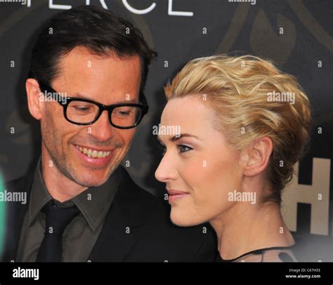 Guy Pearce, Kate Winslet at arrivals for MILDRED PIERCE Premiere, The Ziegfeld Theatre, New York ...