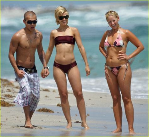 Photo: mena suvari bikini 05 | Photo 1042151 | Just Jared ...