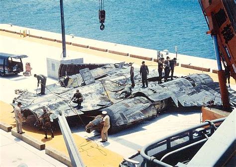 Doomed SR-71 Blackbird Buried At Sea With Full Military Honors | Fighter Jets World | Sr 71 ...