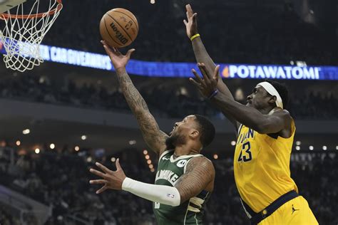 NBA: Damian Lillard shoots Bucks past Pacers in Game 1