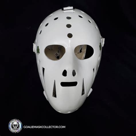 Jim Craig Goalie Mask Un-Signed Team USA Miracle on Ice – Goalie Mask Collector