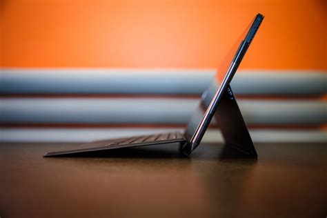 This rugged 2-in-1 Dell tablet is better for business - CNET