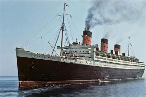 Queen Mary Luxury Liner 1952 in New York, Vintage Image From Original Negative - Etsy | Queen ...