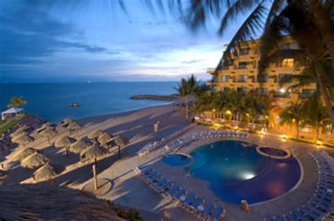 Villa Del Mar Resort and Spa Hotel, Zona Hotelera, Puerto Vallarta, Mexico. Book Villa Del Mar ...