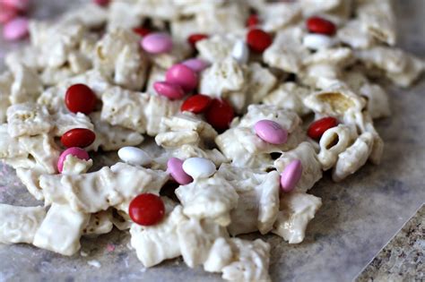 STRAWBERRY VALENTINE CHEX MIX - Butter with a Side of Bread