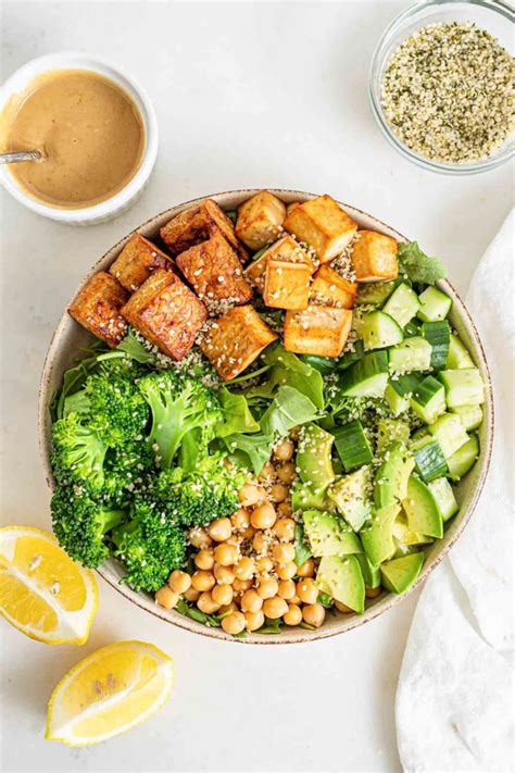 High-Protein Vegan Salad | Recipe | Vegan salad bowl, Vegetarian recipes, High protein vegan recipes