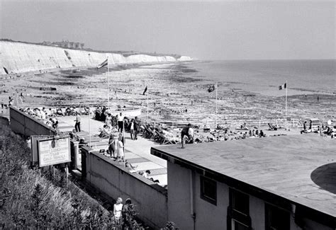 Black Rock swimming pool, sun lounge and bar Brighton. 1960s Before the ...