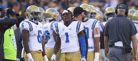 4 UCLA football players in contention for 5 NCAA awards - Daily Bruin