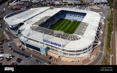 Die Coventry Building Society Arena, Heimstadion des Coventry City FC, aus der Vogelperspektive ...