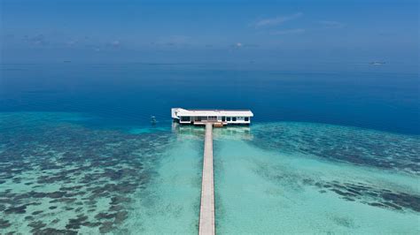 'World's First' Underwater Villa Is Now Open in the Maldives | Condé ...