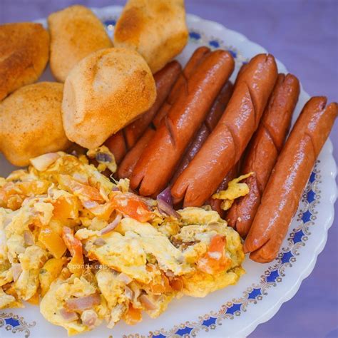 Pandesal, Filipino-style scrambled eggs and Chicken Hotdogs. Kain na tayo ng almusal! # ...