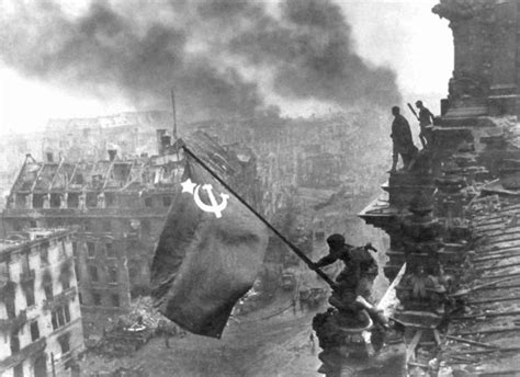5 Most Iconic War Photographs Of All Time | War History Online