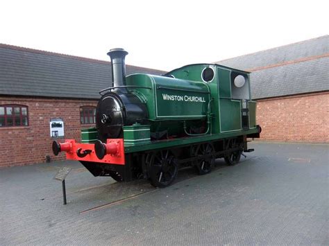 Manning Wardle 0-6-0ST ‘Winston Churchill’ | Steam trains photography, Steam engine trains, Old ...