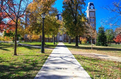 University of Arkansas | GI Bill or Yellow Ribbon