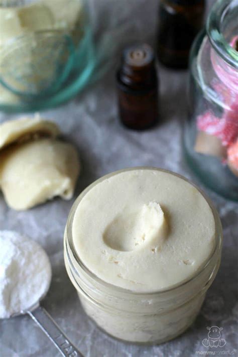 Easy Homemade Deodorant That Really WORKS! | Homemade deodorant recipe, Deodorant recipe ...