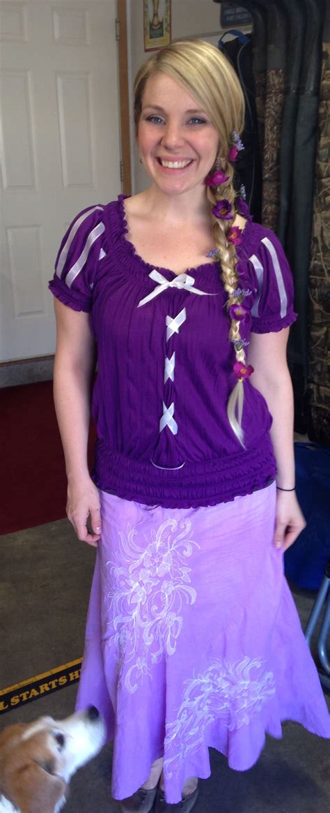 DIY adult Rapunzel costume. Tangled Rapunzel Costume, Rapunzel Dress, Tangled Rapunzel, Creative ...