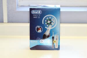 Oral-B Pro 2 2500 Electric Toothbrush Review - Dentistry Blogger