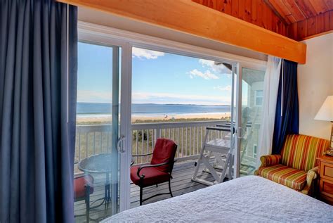 Waves Oceanfront Resort Rooms: Pictures & Reviews - Tripadvisor