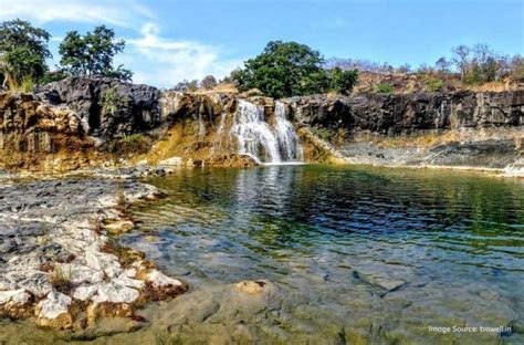 10 Waterfalls Near Indore - Hit Refresh In These Amazing Spots