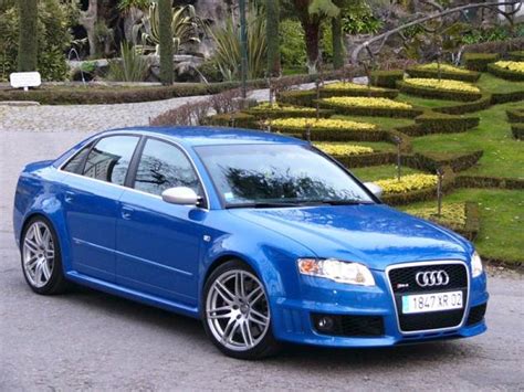 AUDI RS 4 - Review and photos