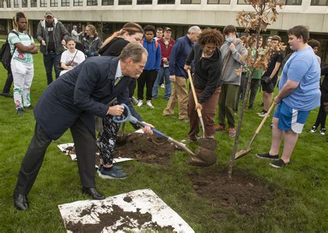 First Annual Muncie Central High School Civic – Earth Day Event - Center for Economic and Civic ...