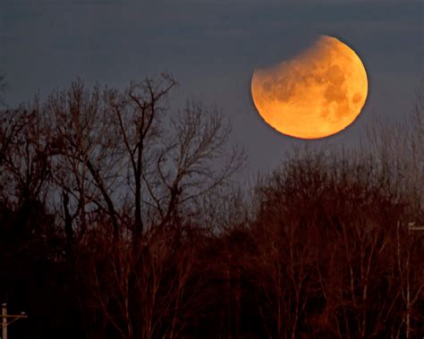 See it! Super Blue Moon eclipse photos | Human World | EarthSky