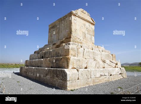 Tomb of Cyrus II in Pasargadae, Iran Stock Photo - Alamy