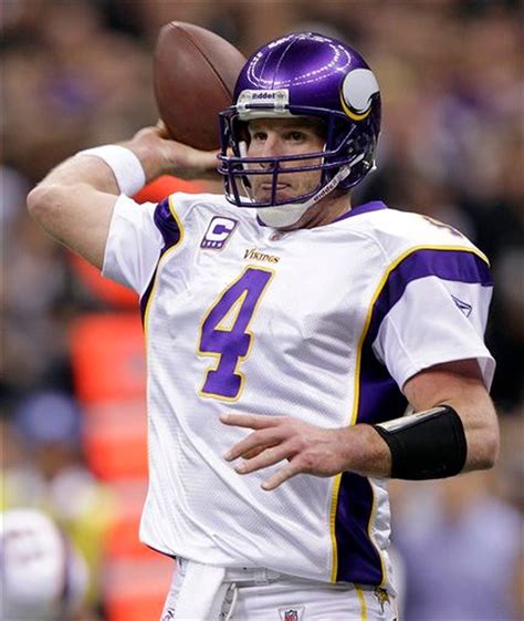 Brett Favre back throwing with high school team - pennlive.com