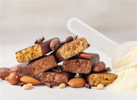 11 Best Low-Carb Protein Bars for Lean Muscle Growth