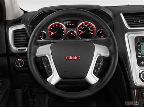 2015 GMC Acadia: 26 Interior Photos | U.S. News