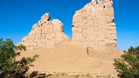 Your Guide to the Casa Grande Ruins National Monument - Getaway Couple