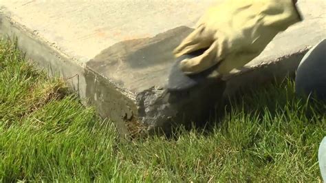 How to Repair Concrete Edges and Corners with QUIKRETE® | Broken ...