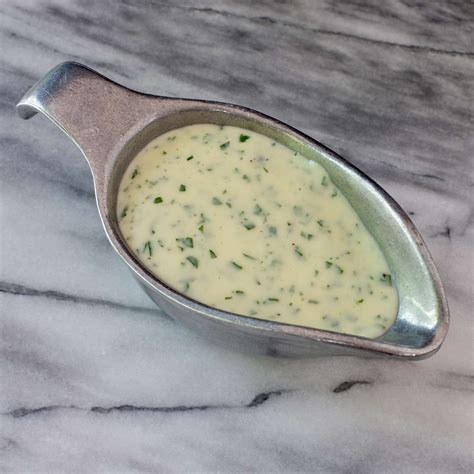 Traditional English Parsley Sauce Recipe