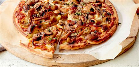 Mixed Mushrooms and Pancetta Pizza