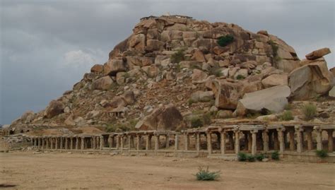 Hampi Bazaar – A Quaint Marketplace | Karnataka.com