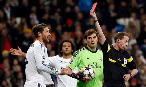 Pepe Red Cards : Fred Deserved His Red Card Against Psg But Man Utd Were Offered A Get Out They ...