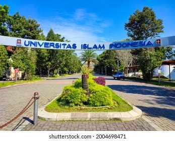 101 Universitas islam indonesia Images, Stock Photos & Vectors ...