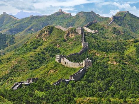 Explore the Great Wall of China | Far East & Asia travel inspiration