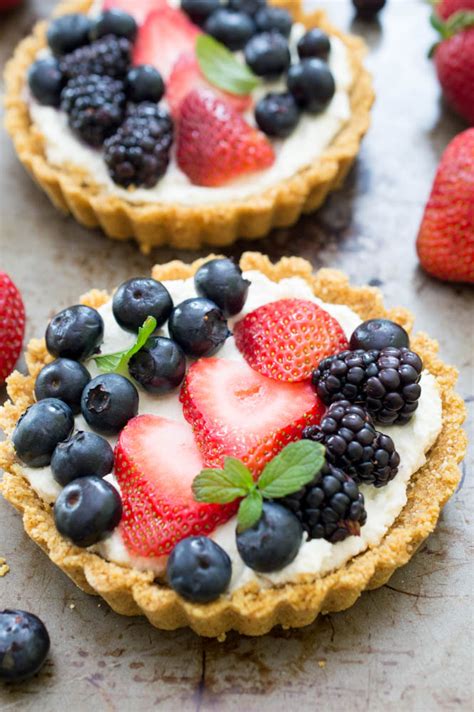 No Bake Mascarpone Fruit Tarts